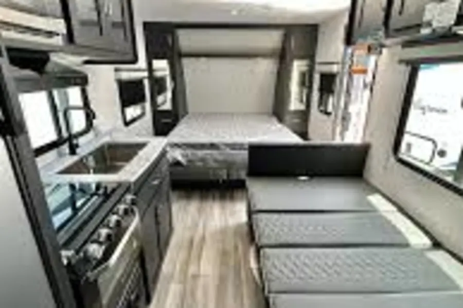 2023 Coachmen Freedom Express 22SE Travel Trailer RV rental in Palm Springs California — exterior