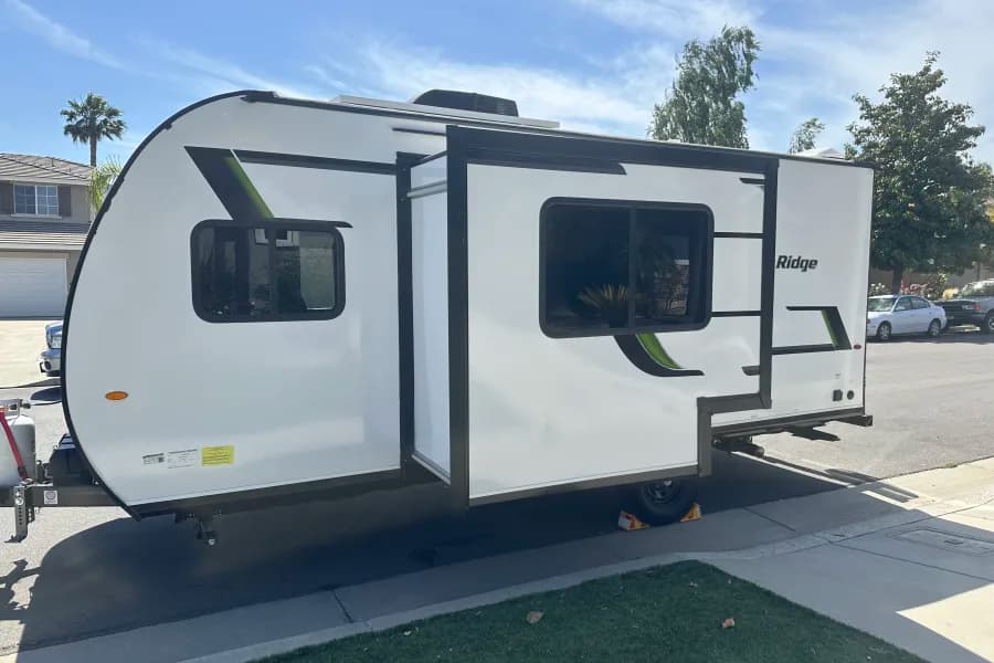 2025 Autumn Ridge 188BHS Moab Edition Travel Trailer RV rental in Palm Springs California — exterior