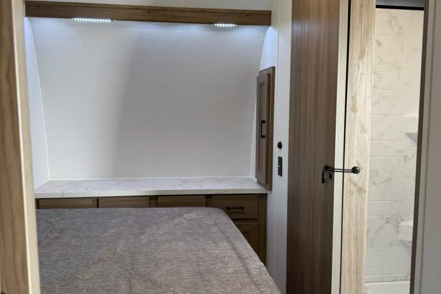 2025 Coachmen Adrenaline Fifth-Wheel RV rental in Palm Springs California — exterior