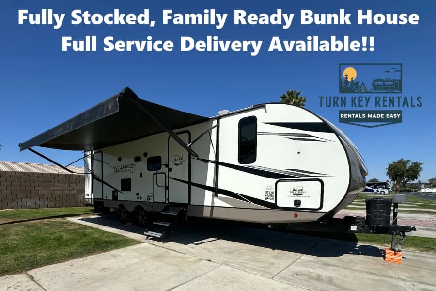 26-BHHL fully stocked bunk house kid and family friendly sleeps 5-8 Travel Trailer RV rental in Palm Springs California — exterior