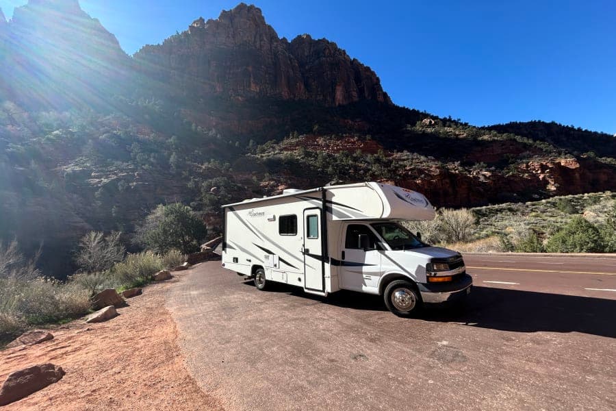 Legacy Continuum, LLC 2019 Coachmen Freelander 23FS Class C RV rental in Palm Springs California — exterior